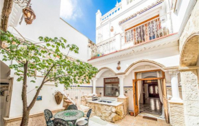 Beautiful home in La Font d'en Carròs with Jacuzzi, WiFi and 3 Bedrooms